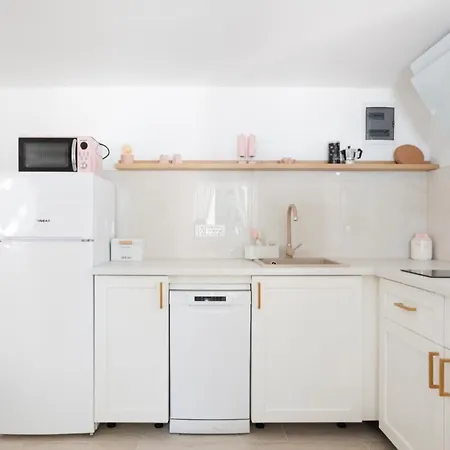 Διαμέρισμα Blush & Gold Hideaway By Prisca